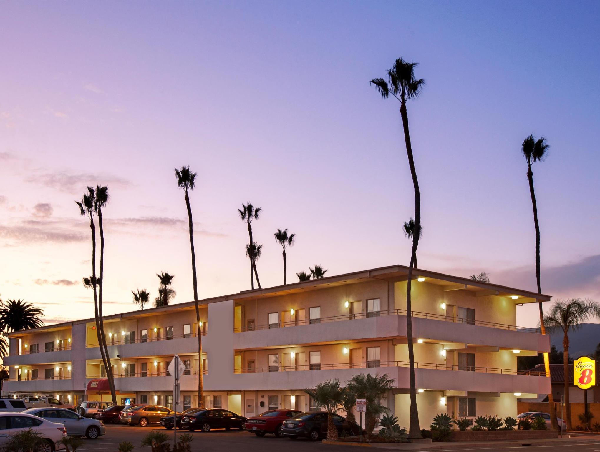 Hotel Super 8 By Wyndham Santa Barbara/Goleta Exterior foto