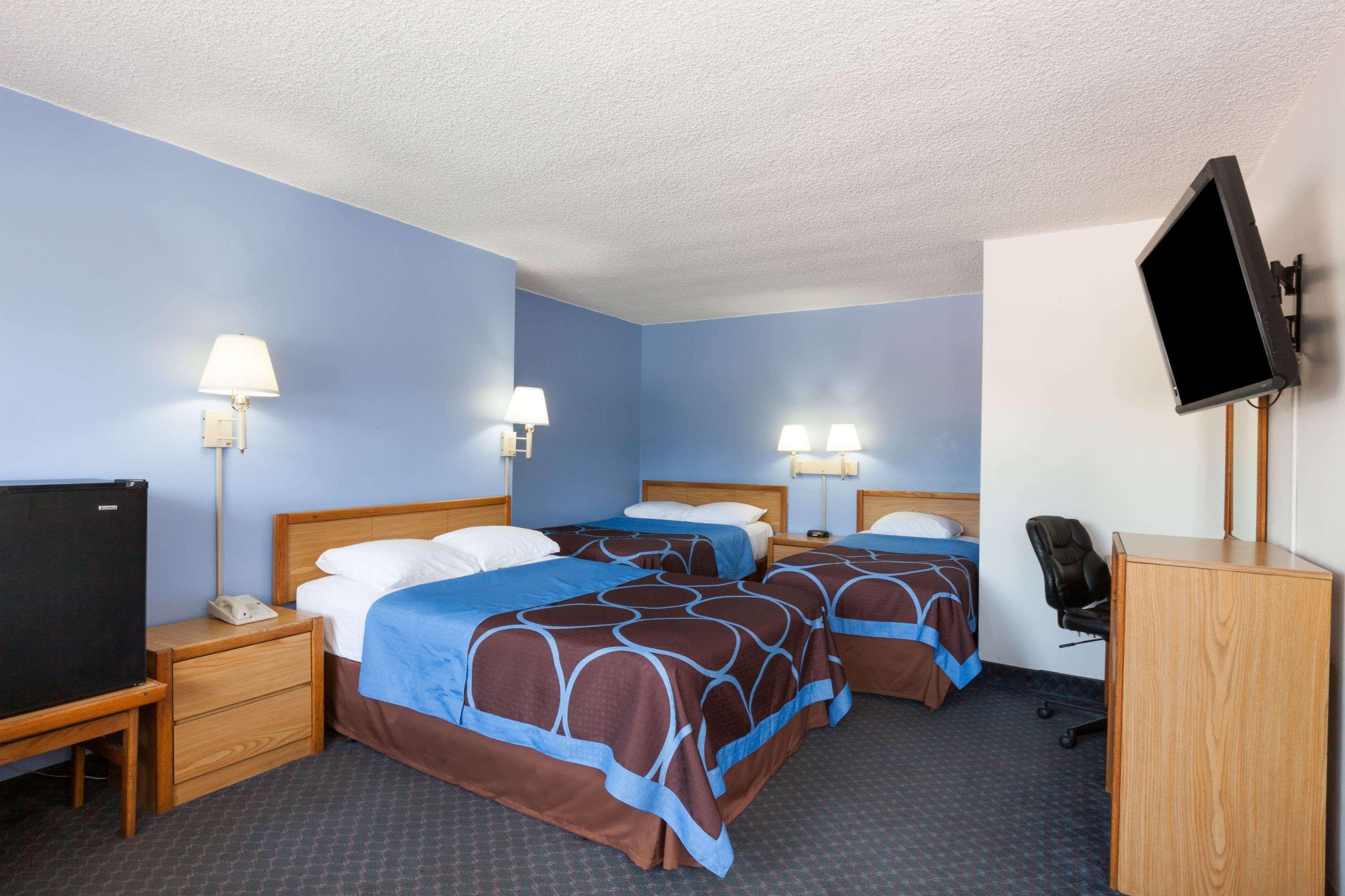 Hotel Super 8 By Wyndham Santa Barbara/Goleta Exterior foto